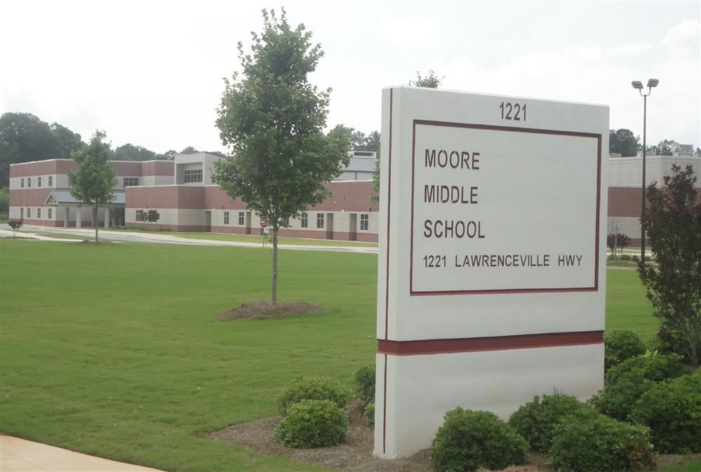 School building and sign